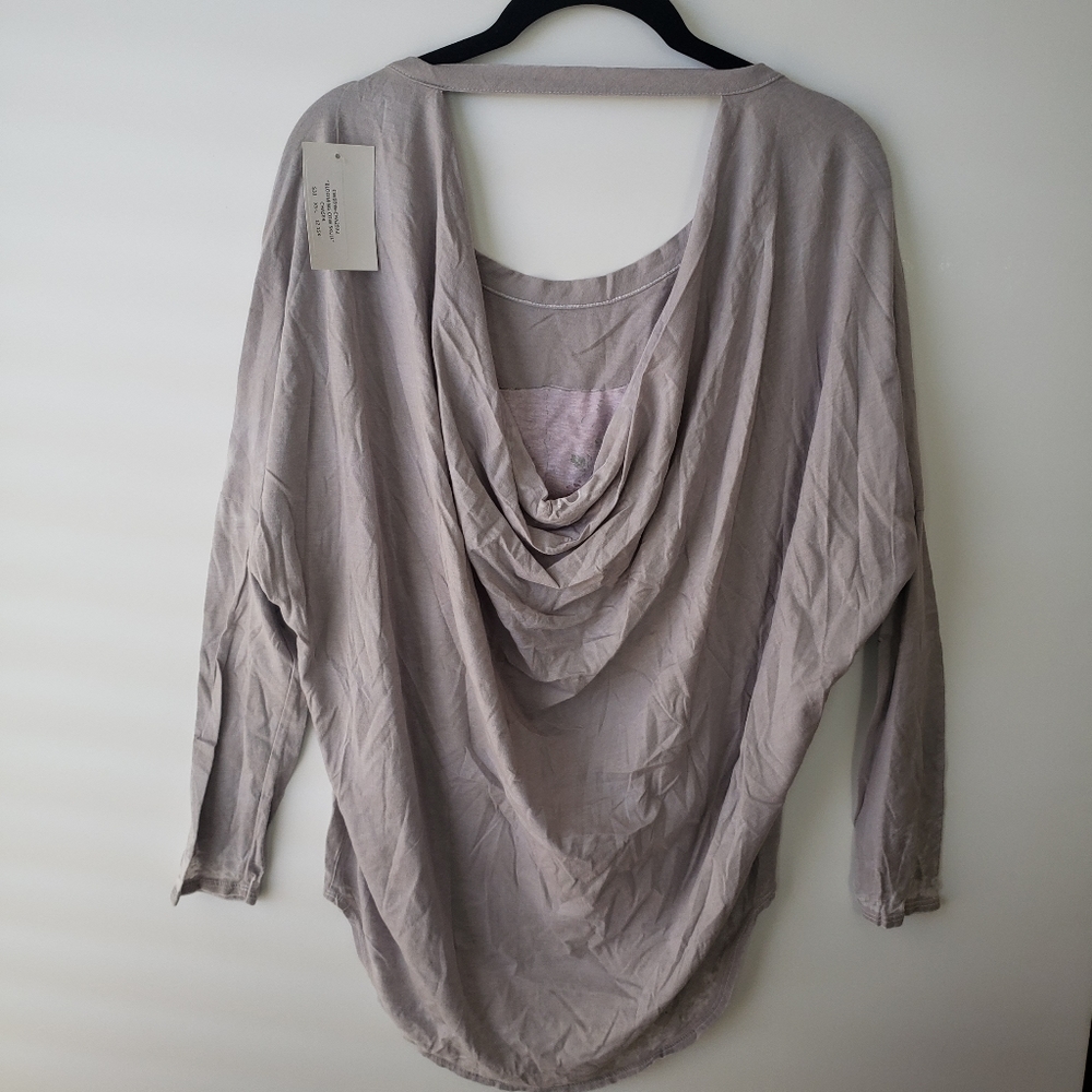 Chaser blooming cow skull graphic drape back long sleeve top boho medium NWT - Picture 6 of 8